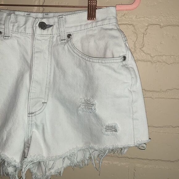 Vintage Distressed Frayed Cut Off Shorts - Picture 2 of 12